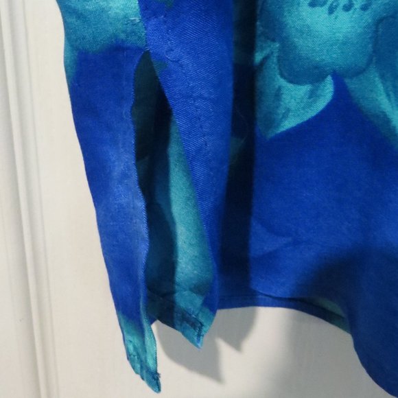 Sleeveless Collared Blouse - Picture 6 of 6